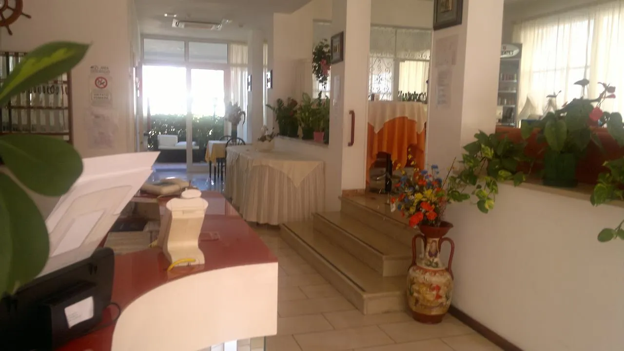 Hotel Marisa Riccione 2*,  Itálie
